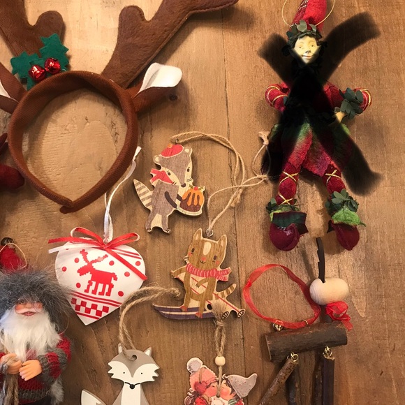 Festive Christmas Decorations Set - Picture 2 of 6